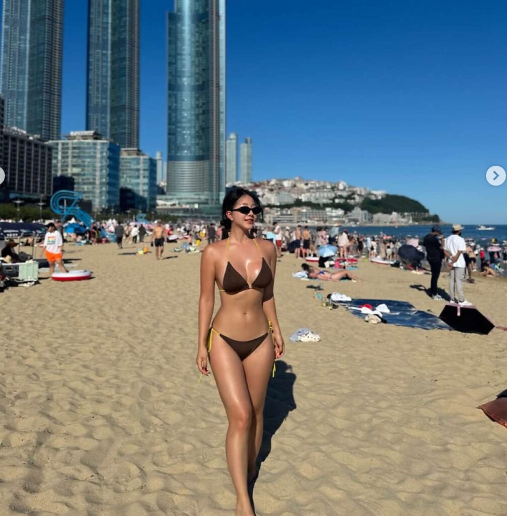 이규리 인스타그램 비치룩