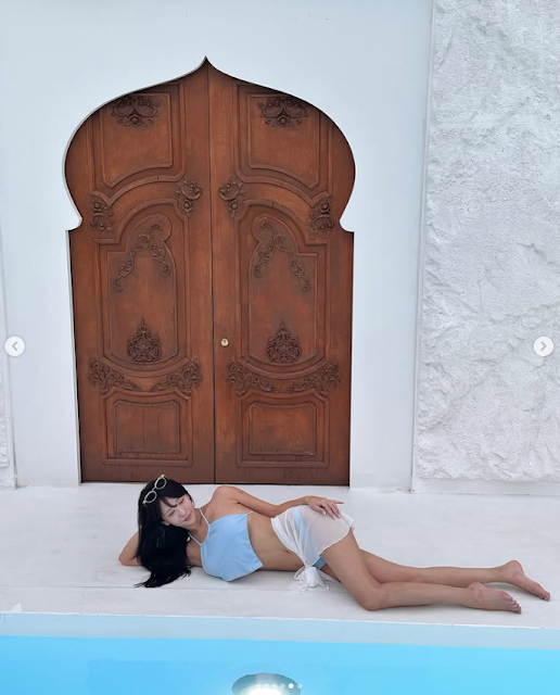 38만 팔로워 러블린 인스타그램 속 수영복 스타일링 및 커버업 활용법