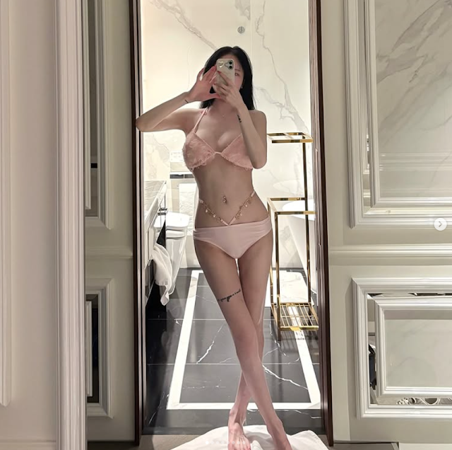 인플루언서 9w.ww 인스타그램 속 비키니 & 바디콘 원피스 스타일링 가이드