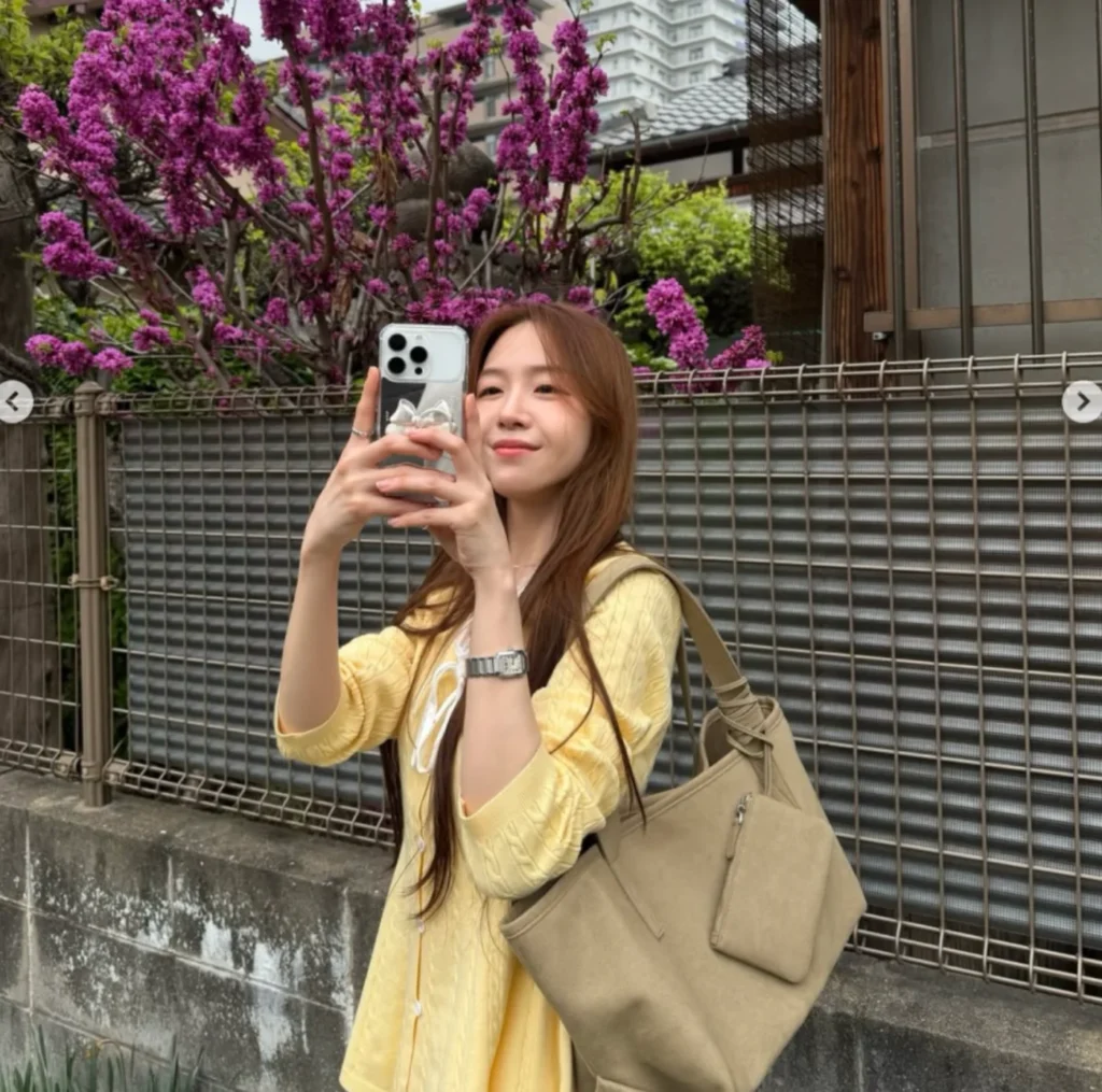 결혼 후 더 빛나는 방민아의 봄 패션