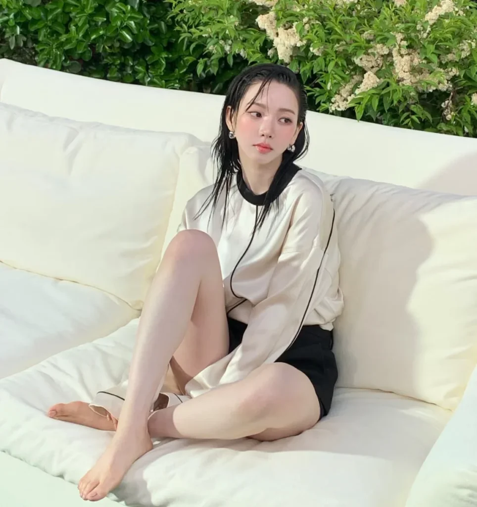 에스파 카리나, AI 같은 비주얼 뽐내며 근황 공개