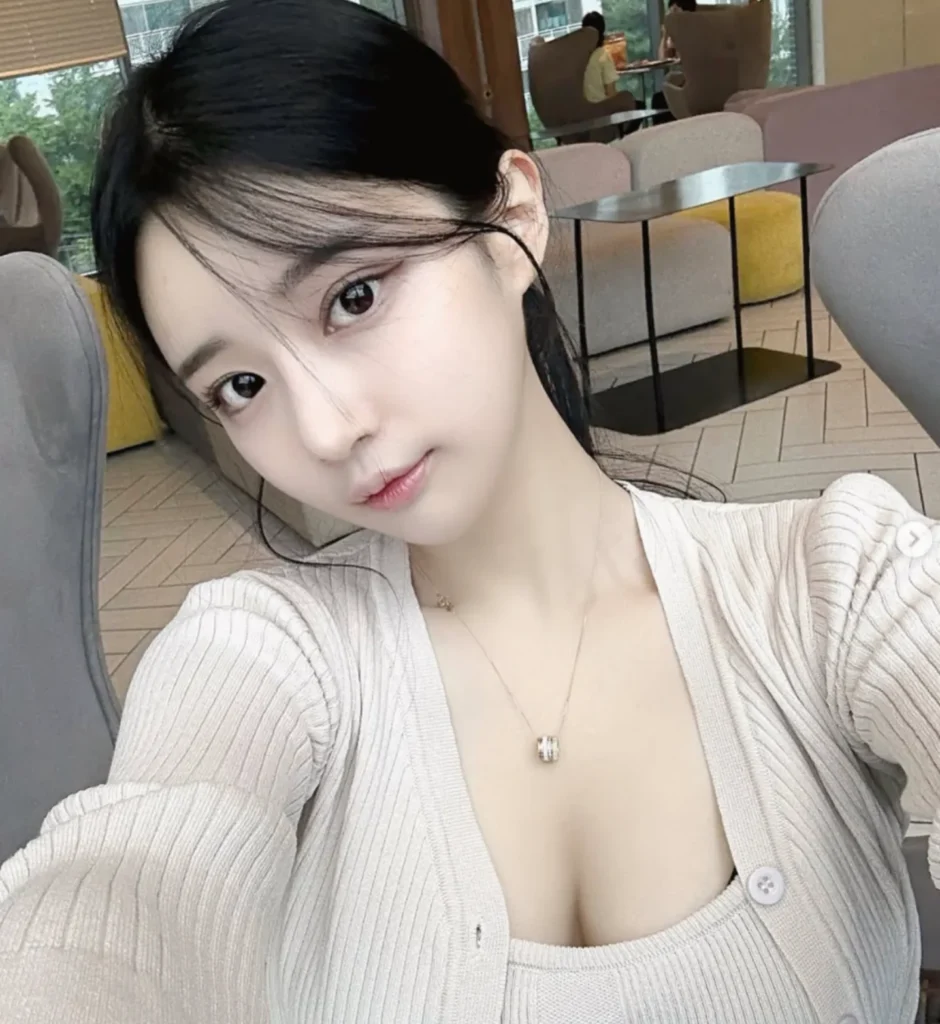 세렌디 비키니 수영복 몸매