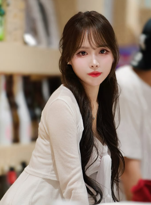 두산 베어스 치어리더 문혜진, '무너' 별명 탄생부터 2026 시즌 활약상까지