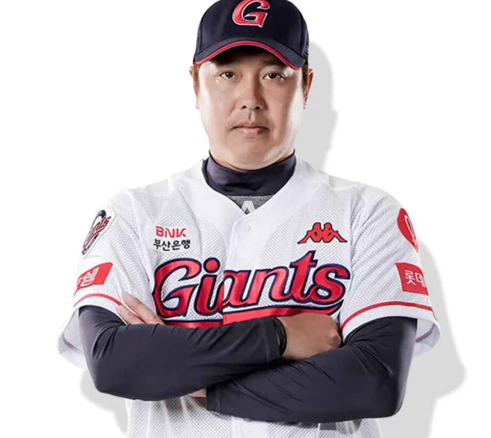 롯데 이명우 성적 분석: 완봉승 투수에서 필승조 전성기까지
