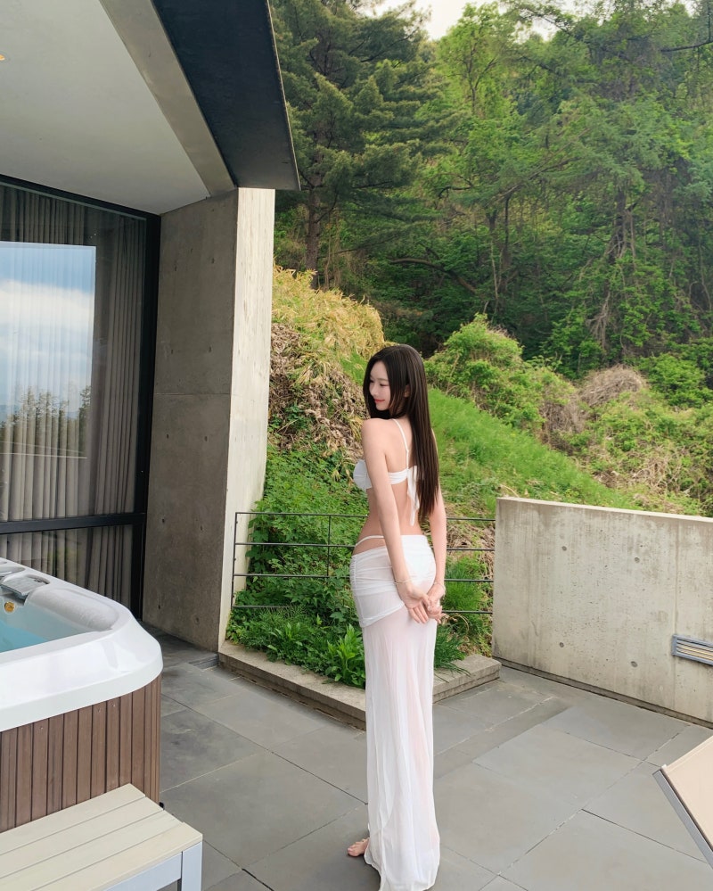 바비인형 실존이라 불리는 커플팰리스 임시연의 매력