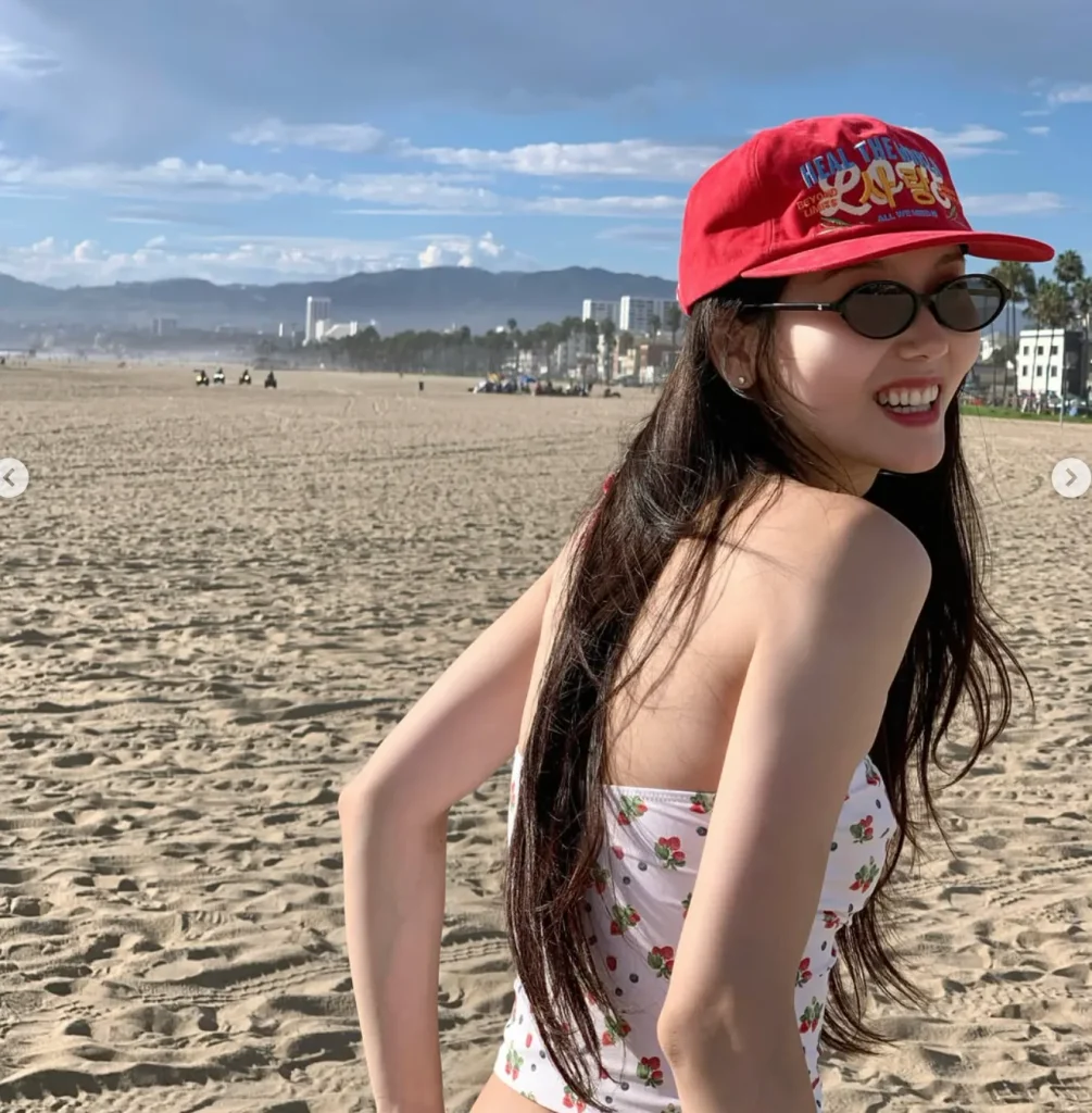 배우 심소영 LA 해변 근황