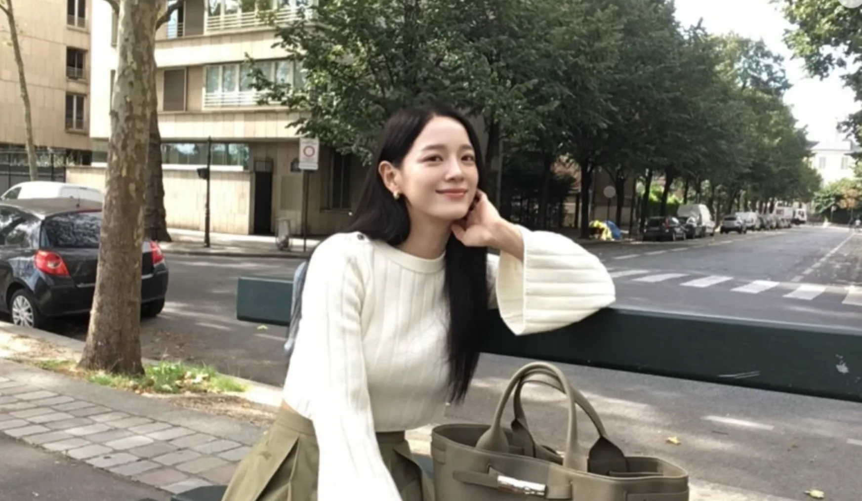 김세정