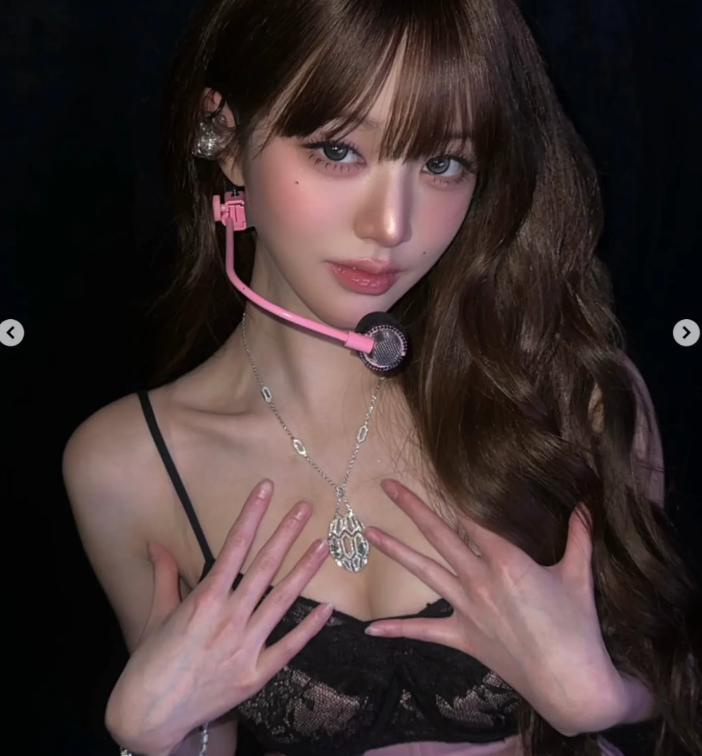장원영 핑크 바니 패션! 아이브 홍콩 월드투어 대기실 코르셋 미니스커트 착장 장원영 핑크 바니 패션! 아이브 홍콩 월드투어 대기실 코르셋 미니스커트 착장