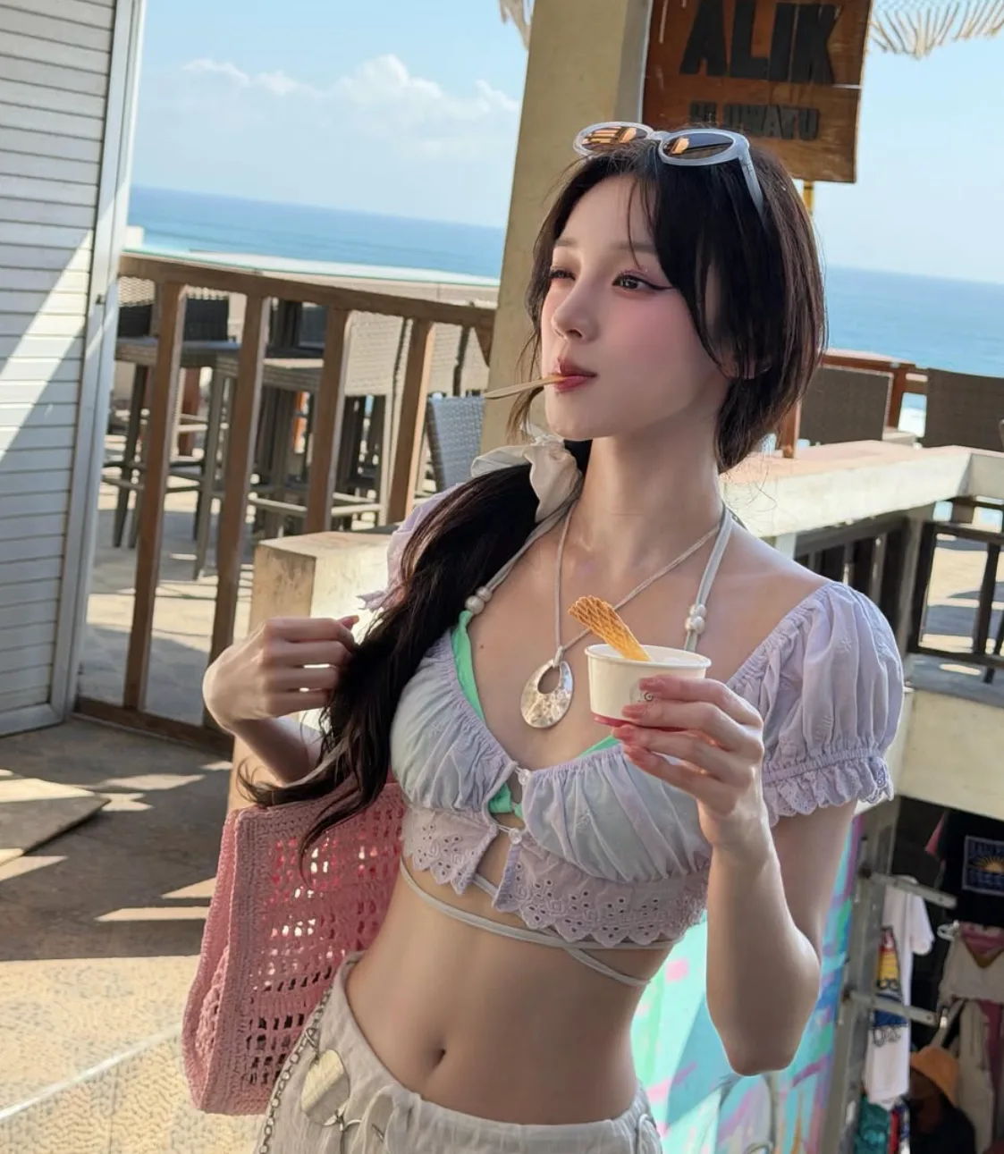 여자아이들 우기 비키니 펀칭 크롭 블라우스 휴양지 레이어드 패션